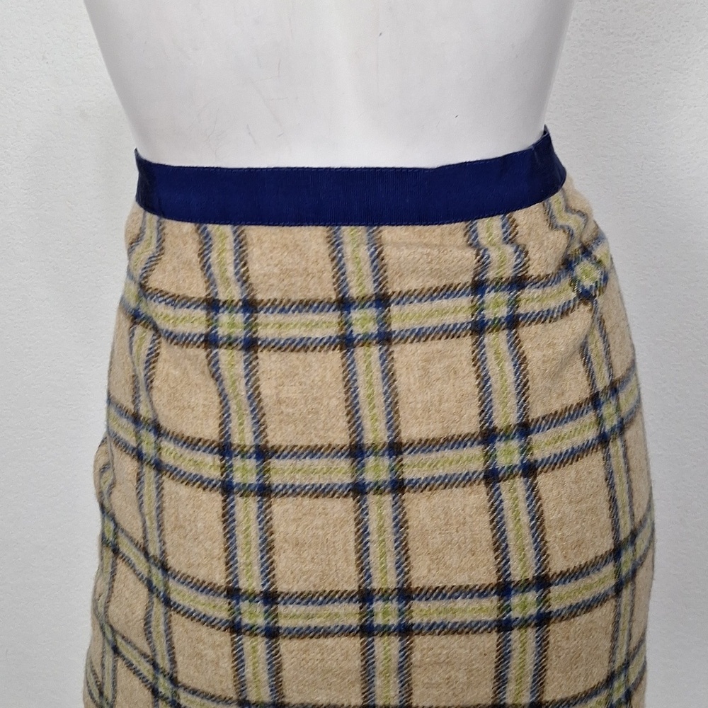 Boden Beige Plaid Wool-Blend A-Line Skirt with Navy Trim - Picture 7 of 12